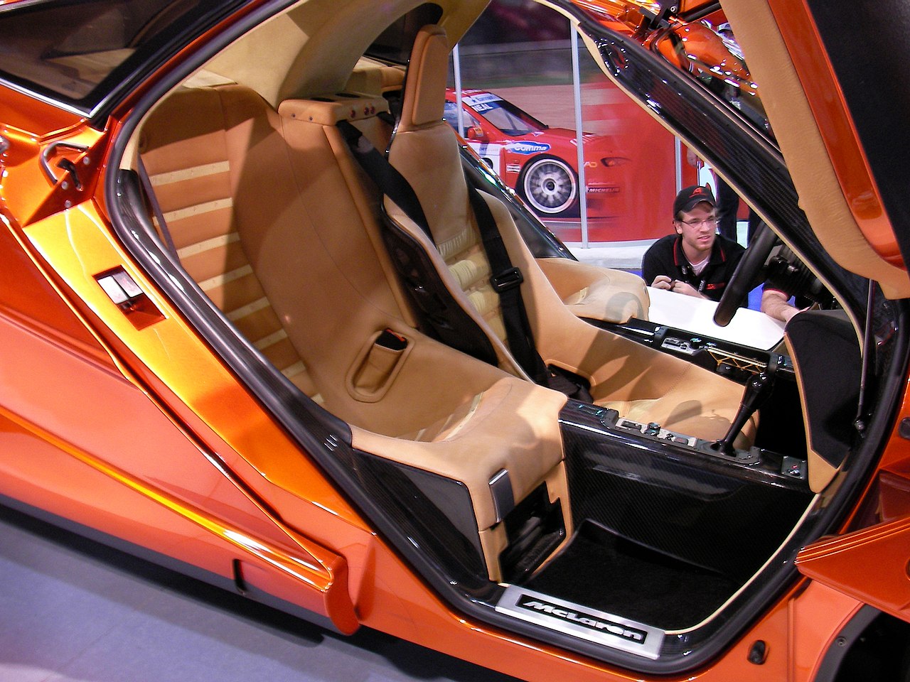 1280px-Orange_McLaren_F1_interior.jpg