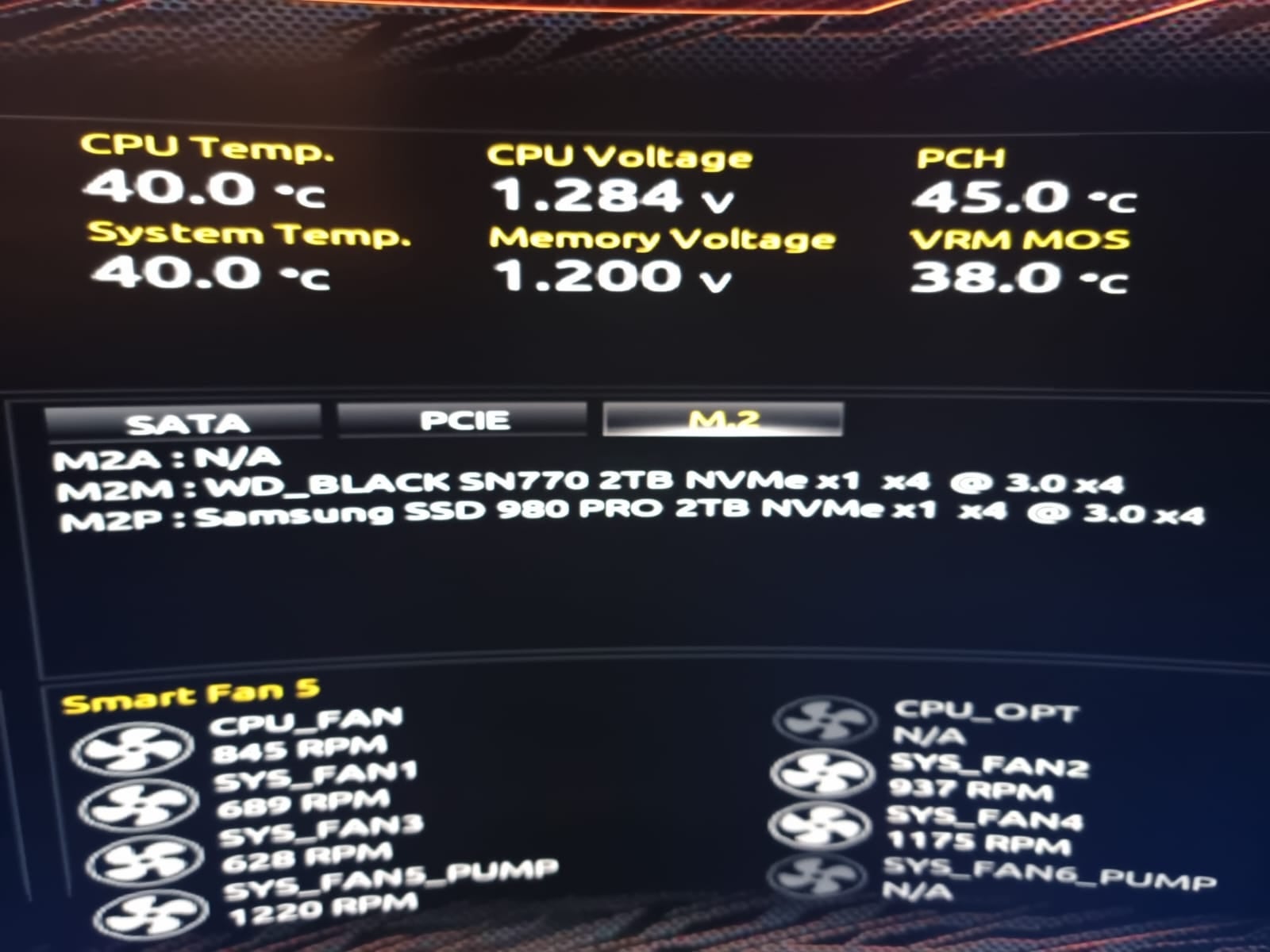 r/pcmasterrace - Aorus z490 Ultra, M2 port doesn't work