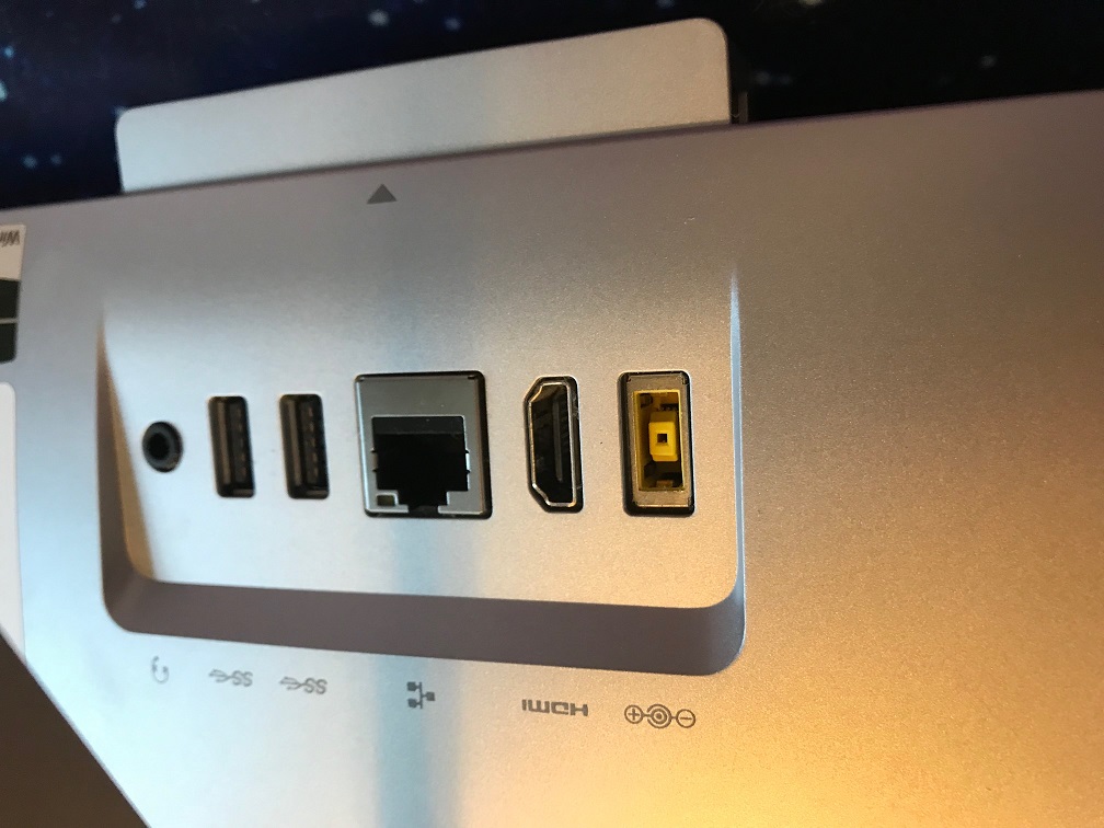 all-in-one-computer-outlets.jpg