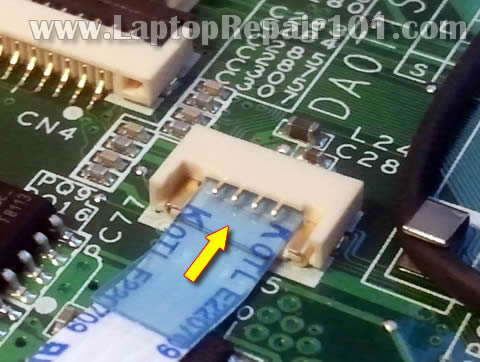 fix-touchpad-cable-connector-02.jpg