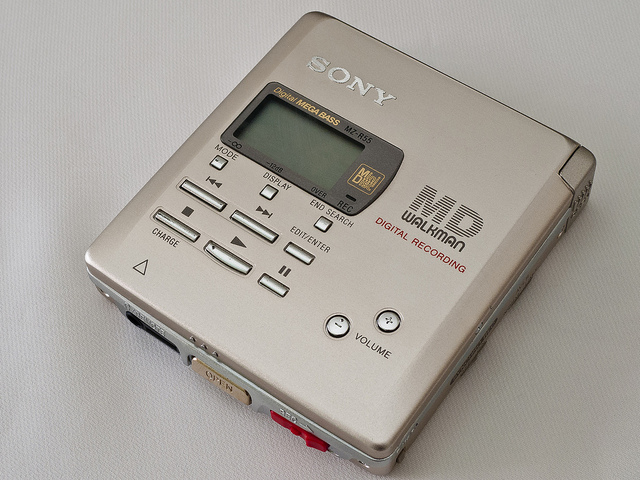 Sony-MZR55-MiniDisc-Player.jpg