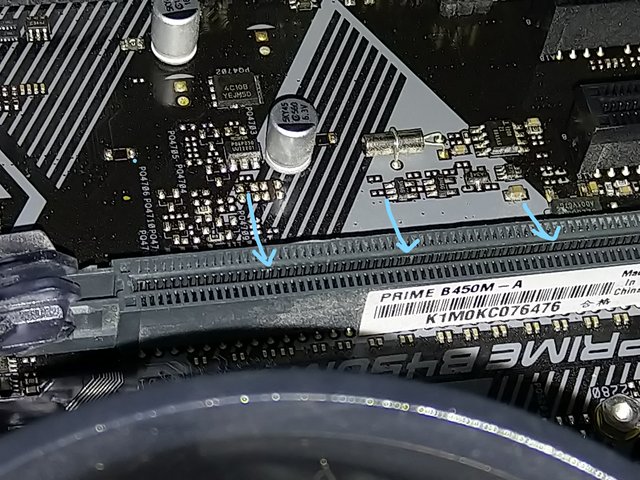 GPU-Slot.jpg