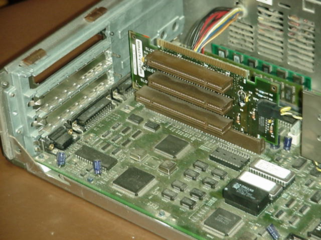 IBM_PS2_MCA_Model_55_SX%2C_slot_riser_card.jpg